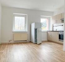 Single-Traum: Moderne Wohnung mit Einbauküche und Blick ins Grüne! - Zwickau Auerbach