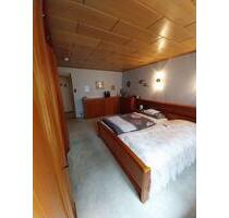Provisionsfrei: 5-Zimmer-Wohnung (130 qm) im Grünen - Langwasser - Nürnberg Altenfurt