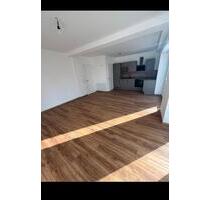 Erstbezug 3 ZBK mit EBK und Balkon im Stadtteil Weierbach - Idar-Oberstein