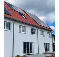Reihen-Mittelhaus - 1.420,00&nbsp;EUR Kaltmiete, ca.&nbsp; 160,00&nbsp;m&sup2; in Ellenberg (PLZ: 73488)