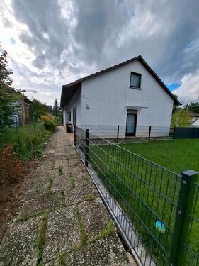 Foto - Wohnhaus zum Mieten - 1.100,00 EUR Kaltmiete,