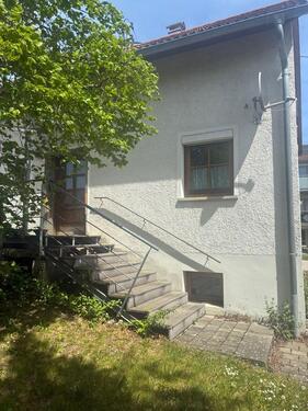 Foto - Freistehendes Haus zur Miete - 750,00&nbsp;EUR Kaltmiete, ca.&nbsp; 80,00&nbsp;m&sup2;