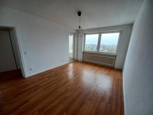 Foto - Gut geschnittene 1,5 Zimmer in ruhiger, sonniger Lage, frei!