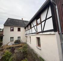Einfamilienhaus 6 Zimmer 105 qm sofort verfügbar - Großschirma