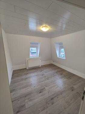 Foto - Charmante 2-Zimmer Dachgeschosswohnung in Stuttgart-Feuerbach