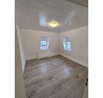 Charmante 2-Zimmer Dachgeschosswohnung in Stuttgart-Feuerbach