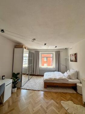 Foto - Wiesn Bedienungen aufgepasst!!Vermiete möblierte 3 Zimmer Wohnung