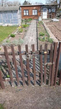 Foto - Pachtgarten am Hohlungsbügel Nordhausen ,Häusichn 25 mp