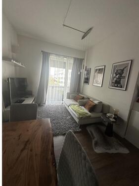 Foto - Möblierte Wohnung Riedberg mit Balkon Zwischenmiete 4-8 Monate