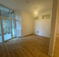 Erstbezug, Neu-renovierte 3-Zimmerwohnung, Altbau im Stadtzentrum - Velbert Velbert-Mitte