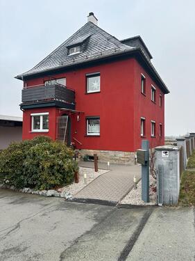 Foto - Ein Zweifamilienhaus - 249.999,00&nbsp;EUR Kaufpreis, ca.&nbsp; 160,00&nbsp;m&sup2;