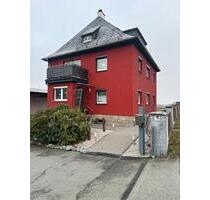 Ein Zweifamilienhaus - 249.999,00&nbsp;EUR Kaufpreis, ca.&nbsp; 160,00&nbsp;m&sup2; in Helmbrechts (PLZ: 95233)