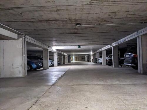 Foto - Sicher Tiefgaragenplatz - 100m von Polizeirevier Südweststadt