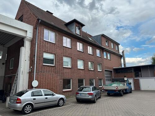 Foto - Moderne Büroetage auf einem Gewebehof in Stellingen.