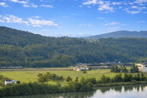Foto - 4.5 Zimmer Dachgeschoßwohnung zum Kaufen in Waldshut-Tiengen