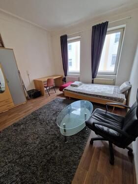 Foto - Provisionsfrei: Möbliertes WG‑Zimmer in Nürnberg‑Muggenhof