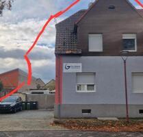 Renoviertes Zweifamilienhaus mit Garten,Garage & Genehmigtem Bau - Philippsburg