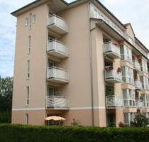 Moderne Dreiraumwohnung mit Balkon in zentrumsnaher Wohnlage! - Crimmitschau