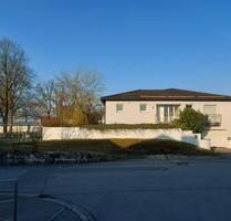 Exklusives Haus mit 7 Zimmern und 270 m² Wohnfläche in KelheimHe