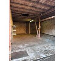 Stellplatz Garage Schrauberhalle Lagerhalle - Bucha