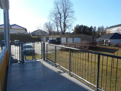 Foto - 19-2-7 Wohnen im Grünen – behindertengerechte 2-Zimmerwohnung mit Balkon nahe der Innenstadt!