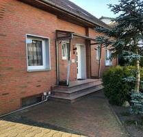 Gepflegtes 2-Familienhaus mit Doppelgarage Wintergarten Diepholz
