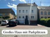 Foto - Großes Ein bis Mehrfamilienhaus mit Garten