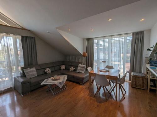 Foto - 3 Zimmer Dachgeschoßwohnung zum Kaufen in Brunnthal
