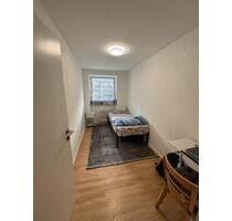 1 Zimmer in 2-er WG - 700,00&nbsp;EUR Kaltmiete, ca.&nbsp; 10,00&nbsp;m&sup2; in München (PLZ: 81476) Thalkirchen-Obersendling-Forstenried-Fürstenried-S