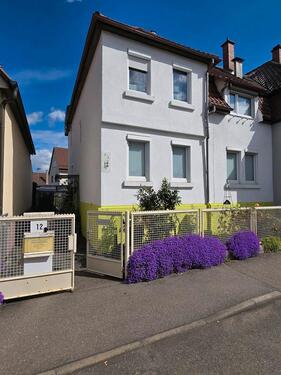 Foto - Schönes Haus in Stuttgart-Stammheim zu verkaufen...