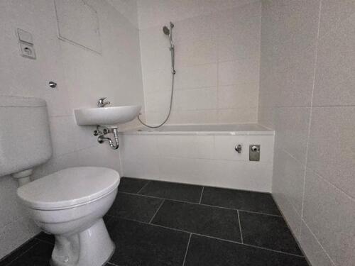 Foto - 3 Zimmer Etagenwohnung zur Miete in Halle (Saale)