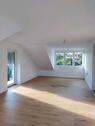 Foto - Dachgeschoss 2,5 Zimmerwohnung - 950,00&nbsp;EUR Kaltmiete, ca.&nbsp; 82,50&nbsp;m&sup2;
