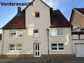 Foto - Einfamilienhaus mit Garage in zentraler Lage