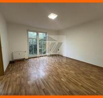 WBS notwendig*! Schöne 2-Raum-Terrassenwohnung in ländlicher Lage! Renoviert! - Ronneburg