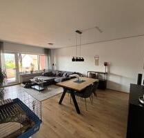 Helle 2,5-Zimmer-Wohnung mit Einbauküche in Horn Bad Meinberg - Horn-Bad Meinberg
