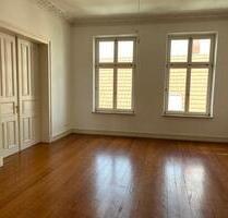 Viel Platz zum Wohnen! Tolle Altbauwohnung zu vermieten ! - Güstrow