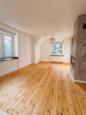 Foto - Wohnung mit Garten, Einbauküche und Kaminofen