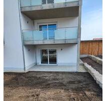 Erstbezug 2 -Zimmerwohnung im EG mit eigener Terrasse - Burgbernheim