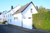 Foto - Liebevoll saniertes Einfamilienhaus in Elz