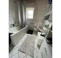 Helle 2 Zimmer, Küche, Bad Wohnung mit Abstellraum und Keller - Bad Hersfeld