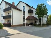 Foto - Leerstehende 3-Zimmer-Wohnung mit Terrasse in begehrter Lage