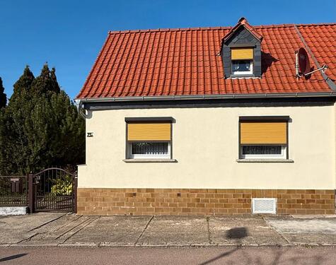 Foto - Doppelhaushälfte in Neuborna - 119.000,00&nbsp;EUR Kaufpreis, ca.&nbsp; 60,00&nbsp;m&sup2;