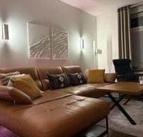 Stilvolle 4-Zimmer-Wohnung mit Designküche, Kamin & Loggia - Wuppertal Gemarkung Langerfeld