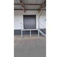 Lagerhalle 376 m² mit Rampe und Rolltor in Brokstedt