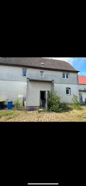Foto - Haus zum Verkauf - 100.000,00&nbsp;EUR Kaufpreis, ca.&nbsp; 150,00&nbsp;m&sup2;