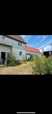 Foto - 5 Zimmer Mehrfamilienhaus, Wohnhaus zum Kaufen in Schkopau