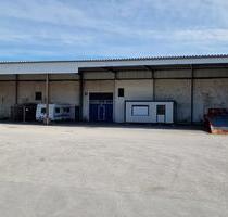 2 Lagerhallen 2400 2800 qm Indu Bergkamen-Rünthe (24h7T Nutzung) 3,50€ qm netto inkl. Grundkosten