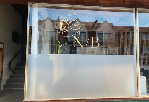 Foto - UntermieteStuhlmiete im Kosmetikstudio für Nageldesign