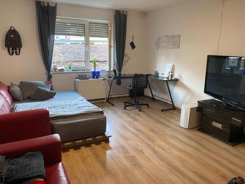 Foto - 1 Zimmer Küche Bad ca. 25qm bei Bedarf mit Möbeln und Fernseher