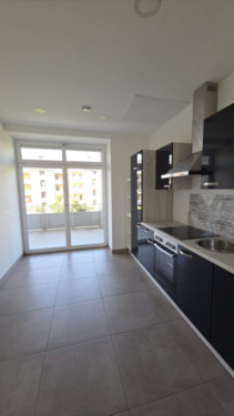 Foto - 2 Zimmer Wohnung mit EBK, großen Balkon und Aufzug